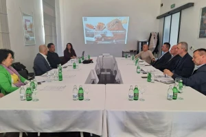 Prerađivači mlijeka traže pomoć institucija: Viškovi pritišću, izvoz u Srbiju prepolovljen
