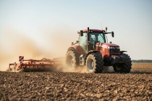 Prezentacija traktora Valtra i Väderstad strojeva