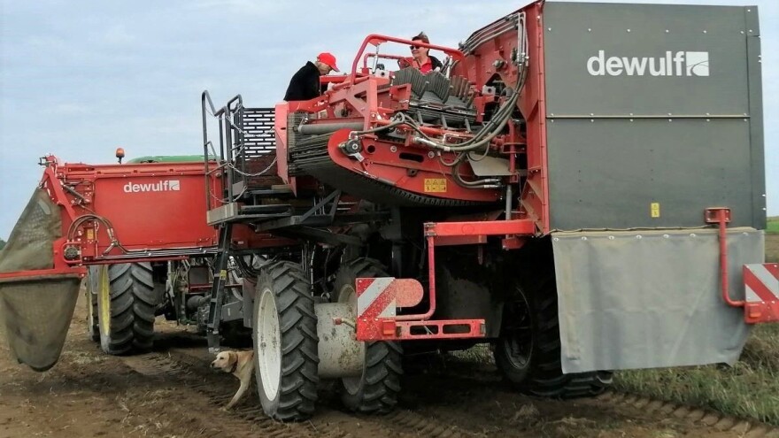 Koje su prednosti dvorednog vučenog kombajna za krumpir