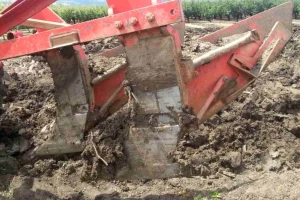 Rigolovanje zemljišta za voćnjak ili vinograd: Kako, čime i kad?