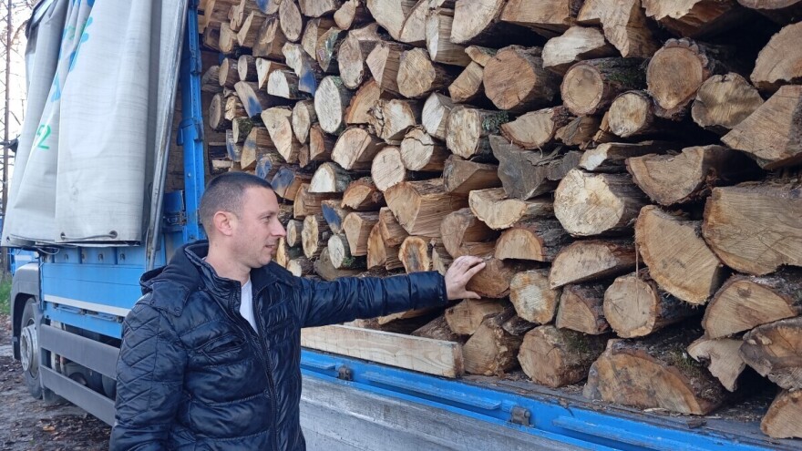 Još niste nabavili ogrevno drvo? Proverili smo kakve su cene