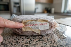 Prodali im pljeskavice s rokom trajanja 20. veljače 2016.!