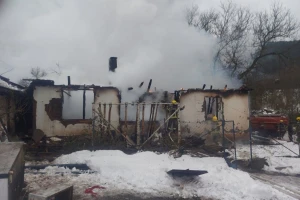 Prodali kuću u Pirotu da bi uzgajali buše, pa im izgorela ona na selu