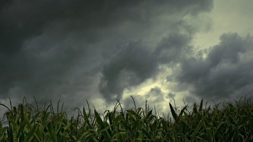 Promjena vremena i pad temperature u nedjelju, očekujte grmljavinsko nevrijeme