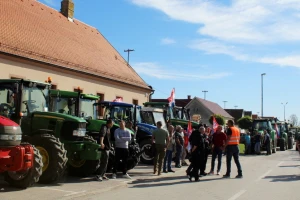 Prosvjed poljoprivrednika diljem Hrvatske, na graničnim prijelazima, ali i pred Ministarstvom