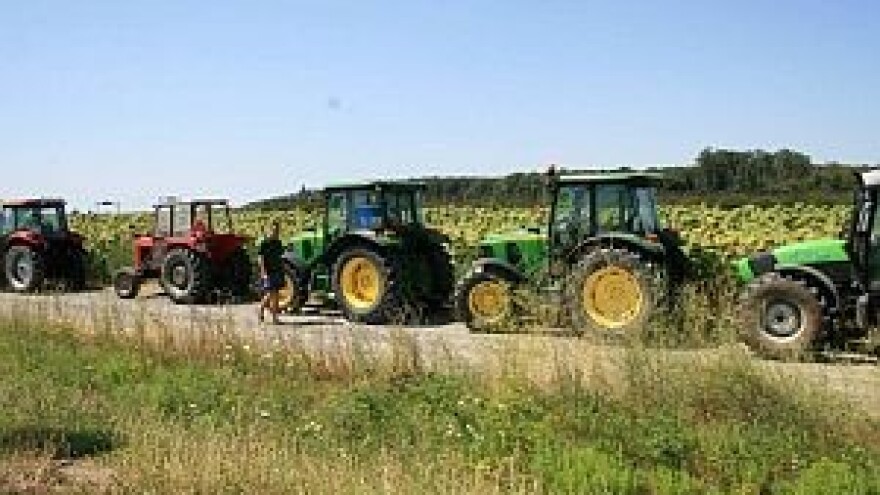 MUP upozorava, SHS ignorira