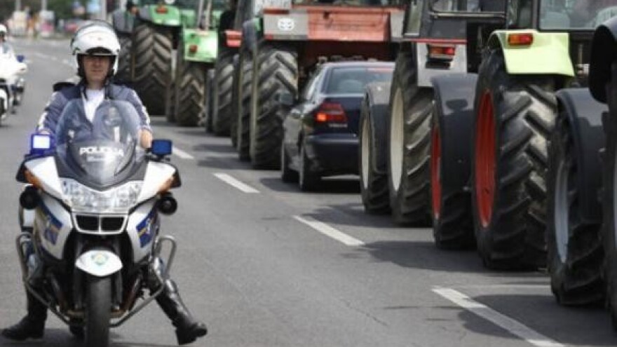 Poljoprivrednici ponovno prijete