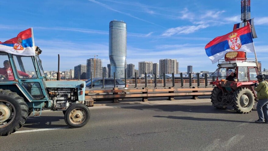 Apel poljoprivednika: Ne dajte svoje traktore da blokiraju prilaze Beogradu