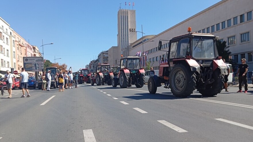 Uhapšena trojica poljoprivrednika nakon jučerašnjeg protesta u Novom Sadu