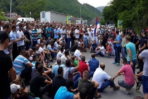 Malinari u Srbiji počeli proteste - traže cijenu od 180 din/kg