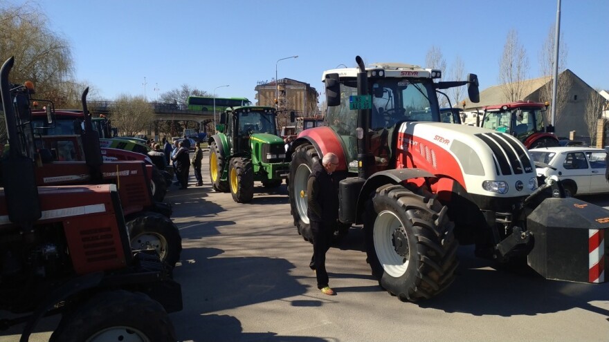 Protesti poljoprivrednika u Srbiji: Ne treba nam jednokratna pomoć