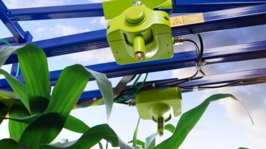 Prskalica koja nišani štetnike poput snajpera!