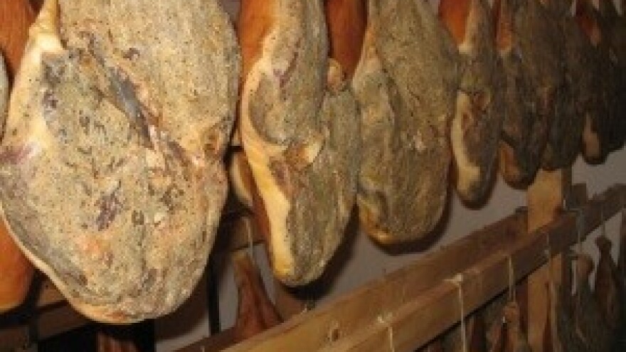 Zbog administracije pršuti još uvijek bez markica