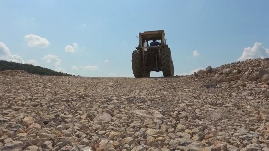 Ni meštani pomoravskih sela ne daju svoje njive zarad auto-puta