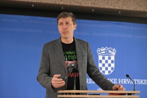 HPK Ministarstvu i Vladi: Uredbom stavite van snage Zakon o poljoprivrednom zemljištu