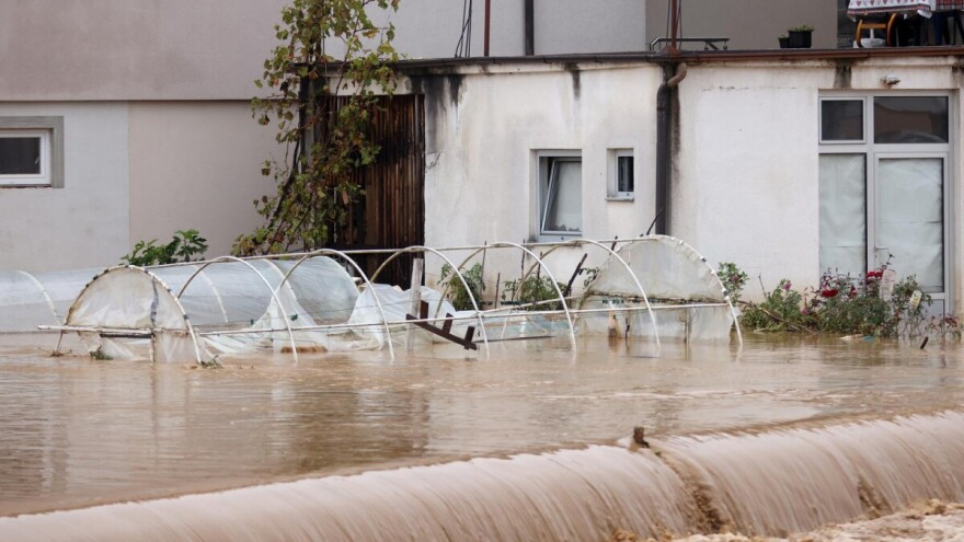 Poplave u nekoliko bh. općina: Kiša i tokom vikenda