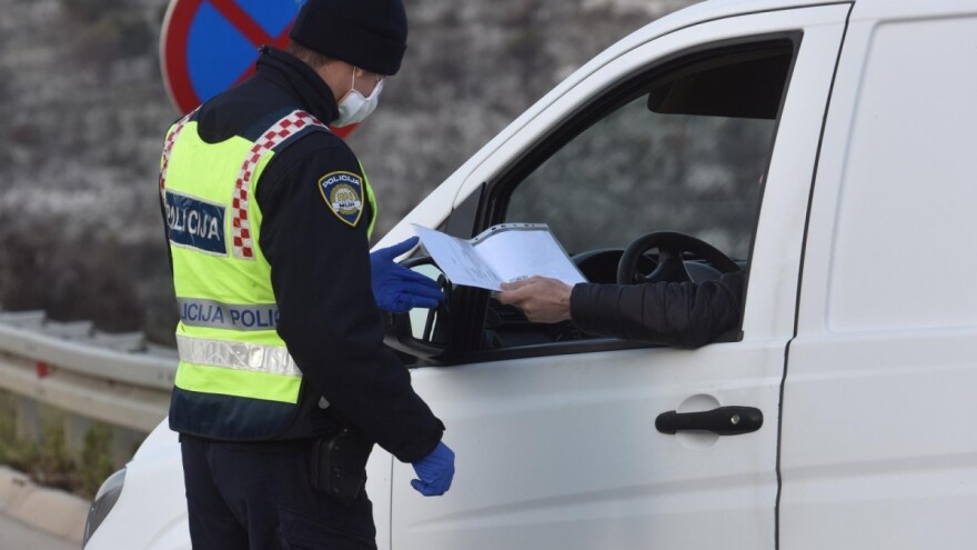 Propusnice se mogu dobiti samo za neodložive poljoprivredne radove, ali i pokoju iznimku