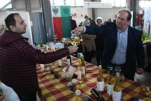 Najslađi sajam okupio 180 izlagača, Gudovac u znaku pčelara, ali i vinara