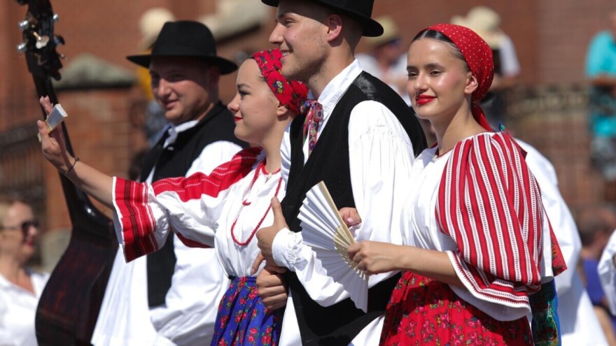 Vratimo selo i poljoprivredu u "modu"