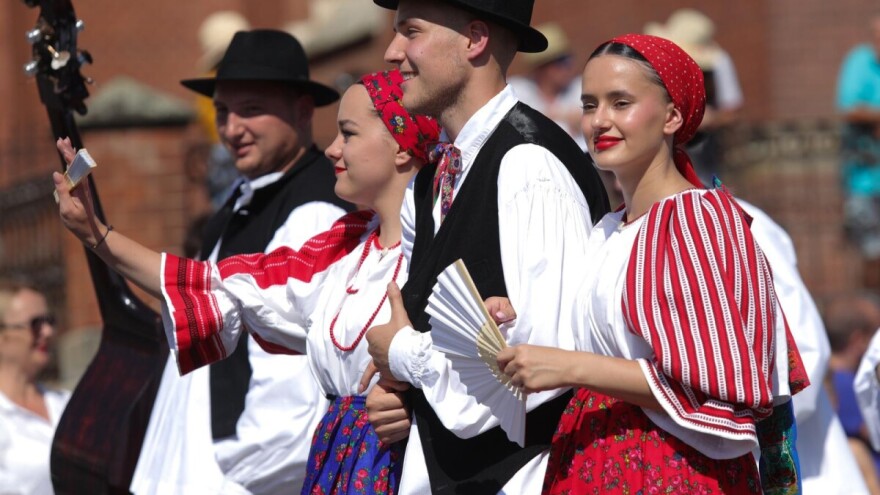 Vratimo selo i poljoprivredu u "modu"