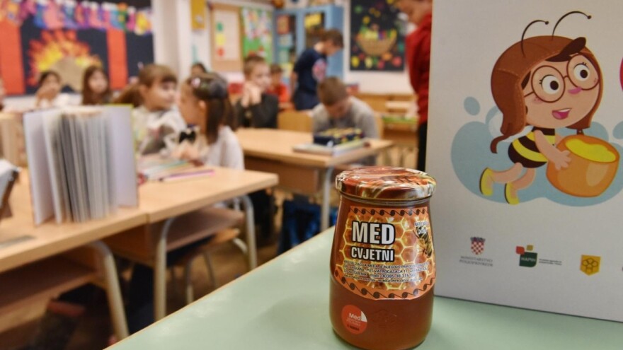 Za program školskog mednog dana 1,4 milijuna kuna