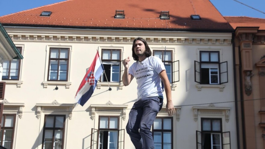 Nakon lubenica ispred Vlade, Sinčić i Živi zid "zasolili" Ministarstvo gospodarstva