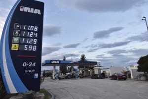 Drastičan skok cijene plavog dizela: U dva tjedna porasla i do 52 lipe