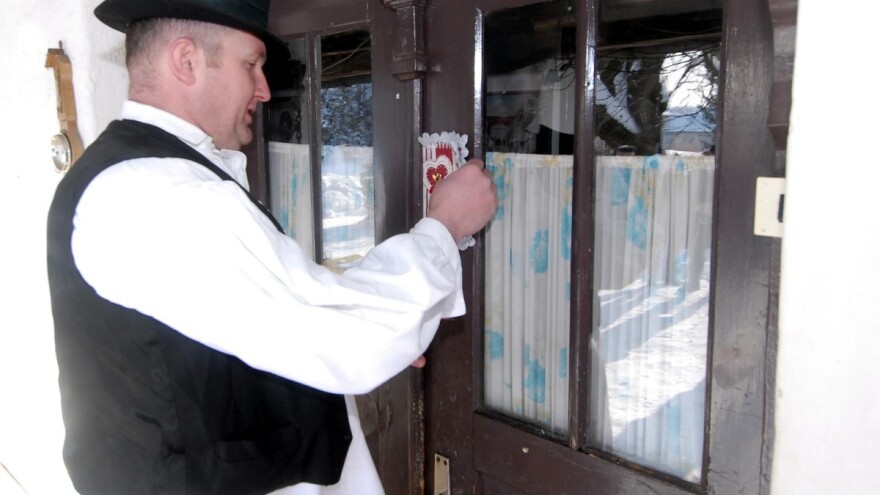 Na Valentinovo se ftičeki ženiju, a do po veljače loza plače