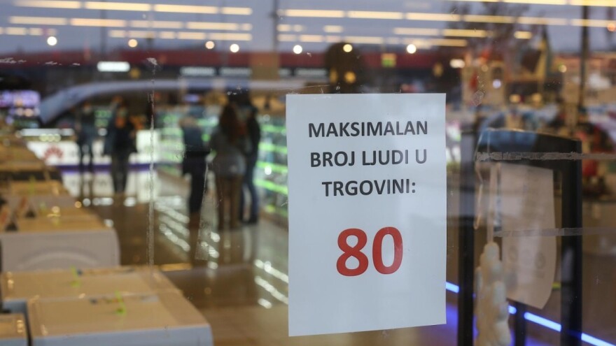 Blagdanska potrošnja mogla bi pasti i do 20 posto - birajmo domaće proizvode