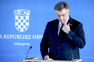 Narodu carsko meso umjesto vratine, a poljoprivrednicima pomoć taman za kupiti štrik?