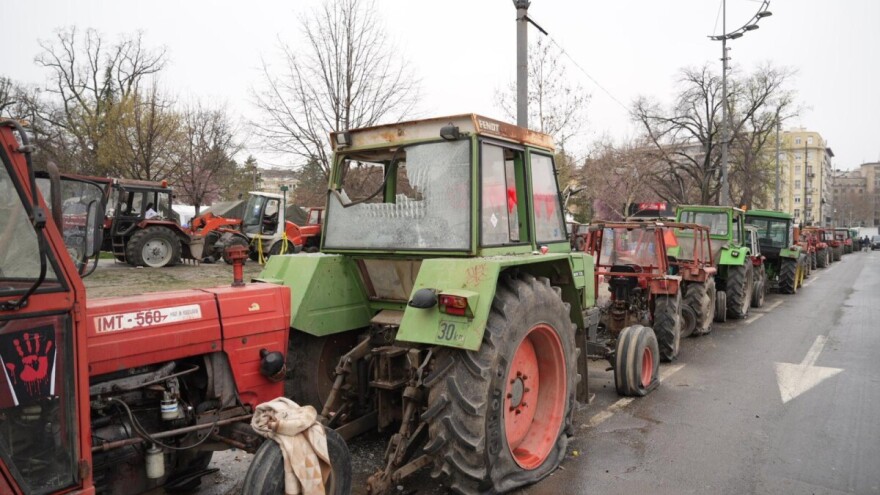 Došao po traktor nakon protesta, građani ga pitali: "Je l' te spasilo to?"