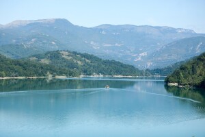 Spriječena ekološka katastrofa i pomor ribe u Jablaničkom jezeru