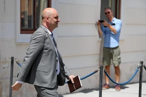 Tolušić ipak odlazi, dobivamo ministricu poljoprivrede