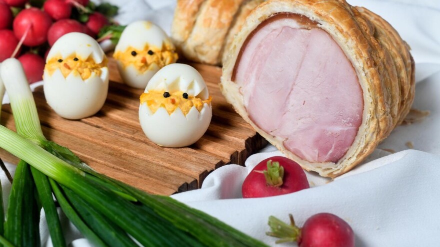 Jaja, šunka, luk: Kolika je domaća proizvodnja omiljenih namirnica koje čine blagdanski stol?
