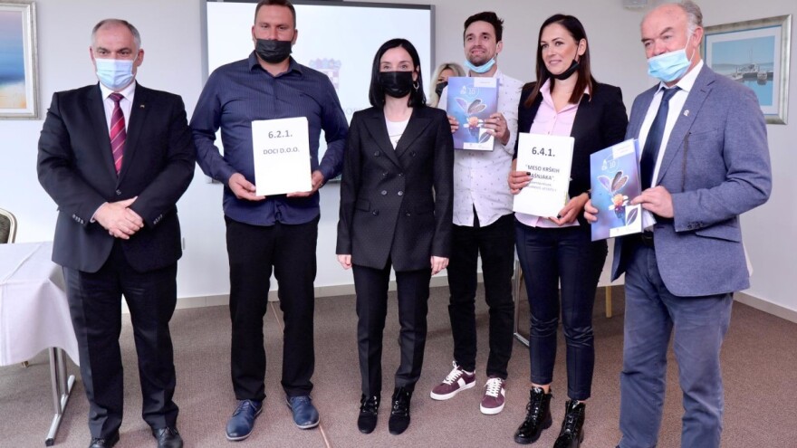 Uručeni ugovori iz Programa ruralnog razvoja i Vinske omotnice vrijedni 6,5 milijuna kuna