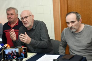 Sindikati Petrokemije poručili Vladi da riješi situaciju ili - vrati dite materi