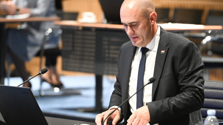 Ministar Josip Dabro za Agroklub: Izaći na teren i slušati ljude. To je moja politika, to slijedi