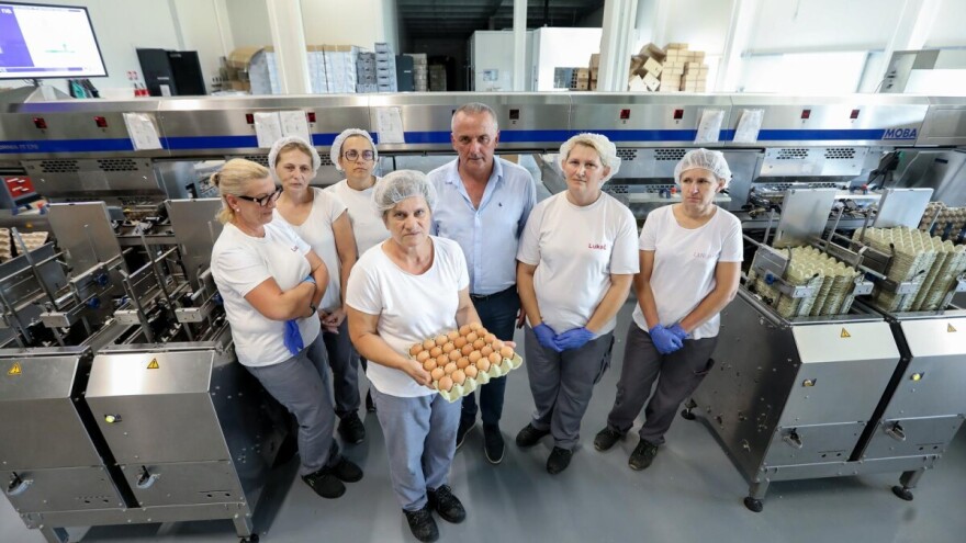 Apel s farme Lukač: Građani trebamo vas, namješten nam je nalaz salmonele