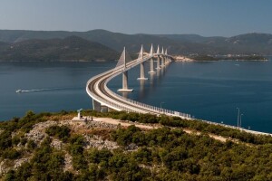 Sretno ka Pelješcu: Neum će procvjetati kad se grad rastereti