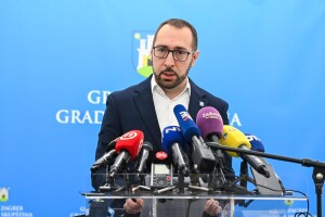 Tomašević predstavio najdraži projekt: Zagreb u škole uvodi lokalno proizvedenu hranu