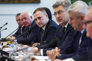 Danas je glasanje o novom resornom ministru: Tko je David Vlajčić?