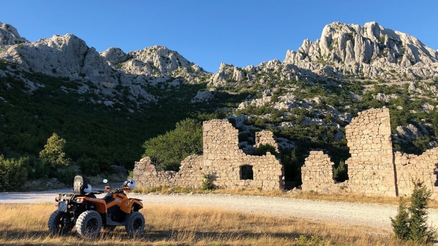 Berberovi quadovi adrenalinom povezuju Velebit i Zrmanju
