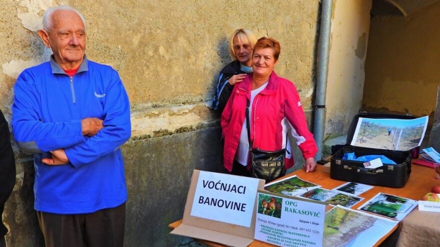 Samo da se što prije vratimo u selo, čeka nas dosta posla u voćnjacima