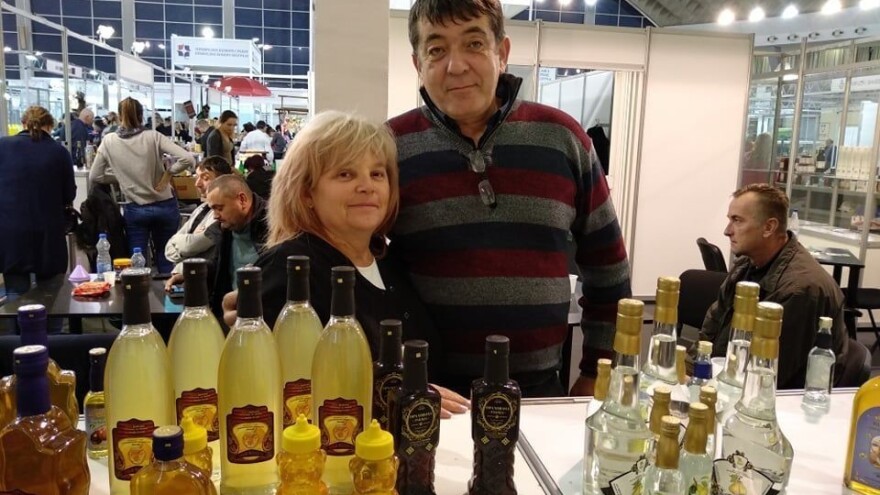 Lukići prave kuvanu rakiju - za ponijeti!