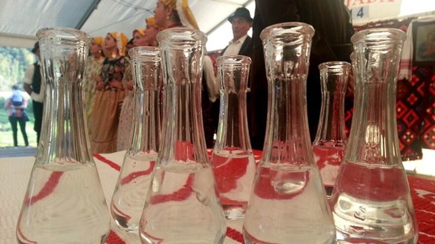 Rakijada - Svetska manifestacija posvećena domaćoj rakiji