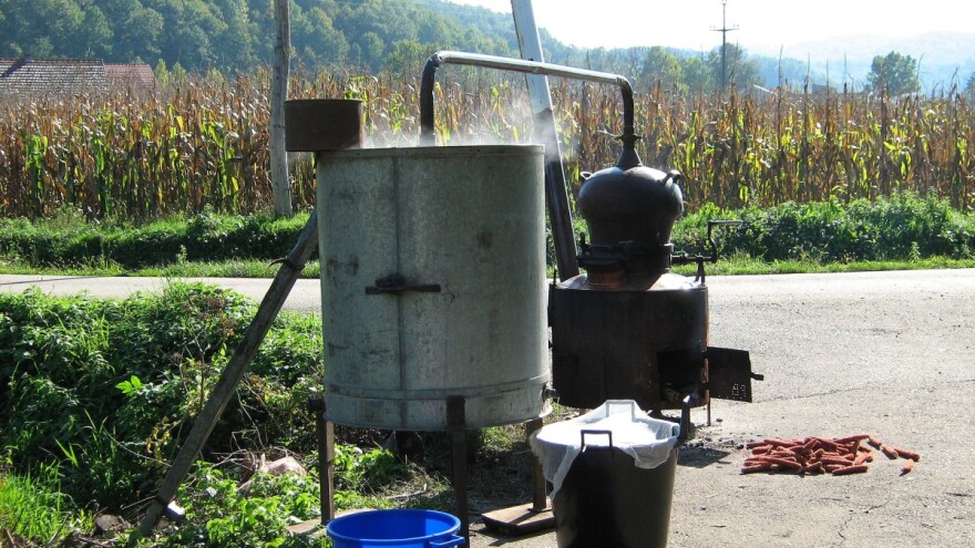 Subvencije za proizvodnju jakih alkoholnih pića - do 15,5 miliona dinara po korisniku