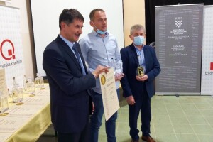 Obrtu Romić šampionska titula za rakiju travaricu, a Destileriji Bilušić za liker od višnje
