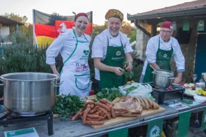 7. Raštikijada - HKUD Hercegovac brani titulu prvaka svijeta, za petama im Nijemci i Konavljani