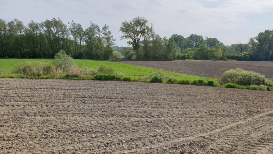 Moratorij na prodaju zemljišta strancima je zatražen, no je li odobren?