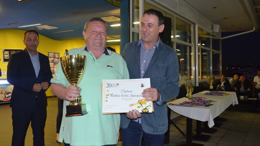 Ratko Erlić šampion ulja na tržištu: U istarskim Banjolama ostvario snove iz dalmatinskog Tinja